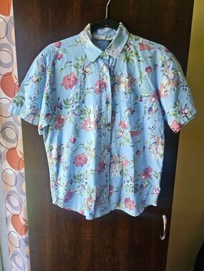 Vintage Capacity Petites Light Blue Floral Button Down Shirt Size Medium